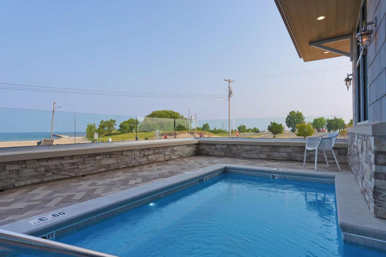 Hampton Inn & Suites Manistee, Mi Bagian luar foto