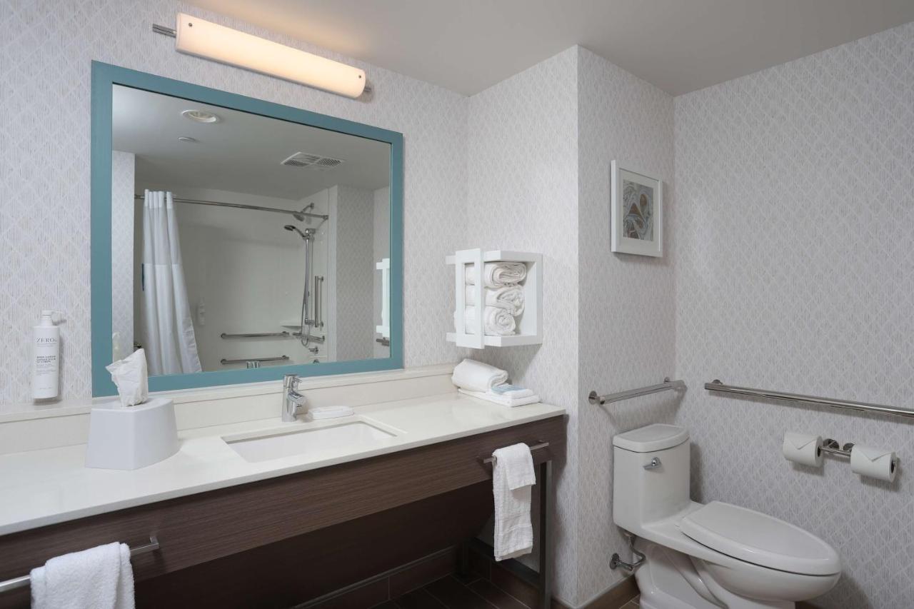 Hampton Inn & Suites Manistee, Mi Bagian luar foto