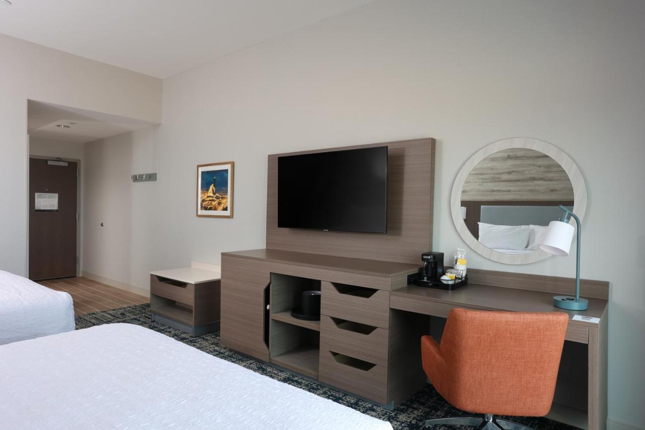 Hampton Inn & Suites Manistee, Mi Bagian luar foto
