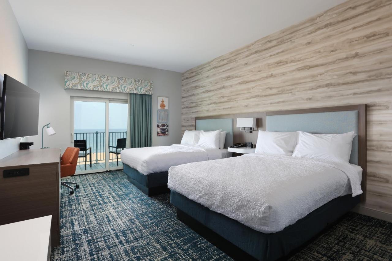 Hampton Inn & Suites Manistee, Mi Bagian luar foto